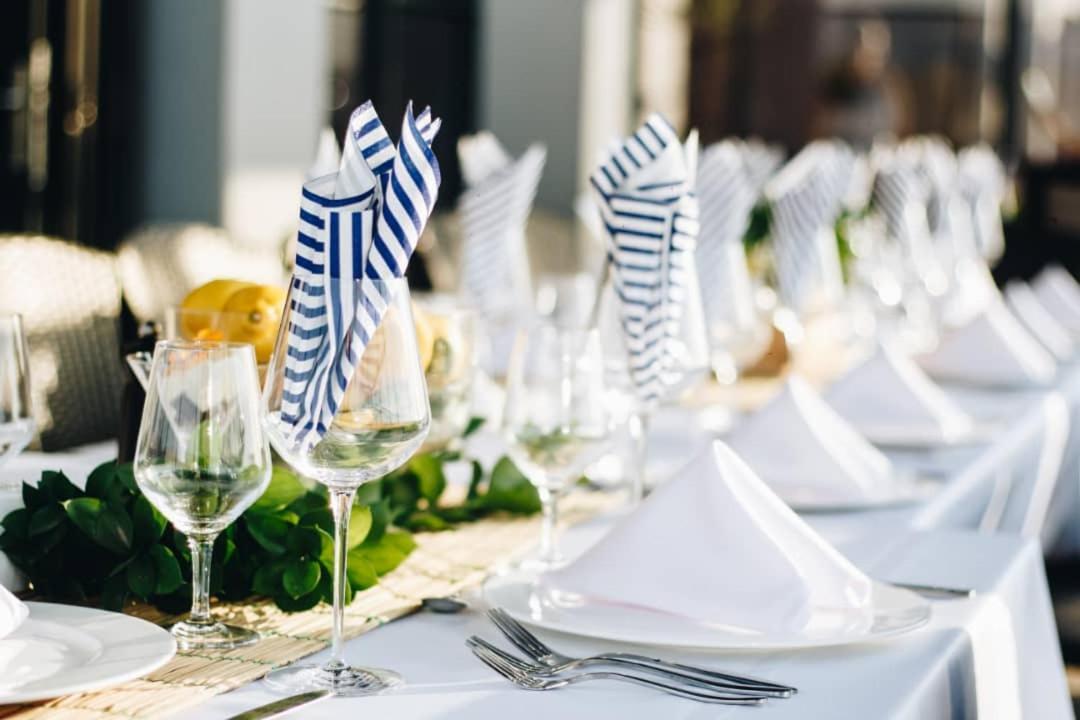 Blue Whale Hotels Walvis Bay Ngoại thất bức ảnh